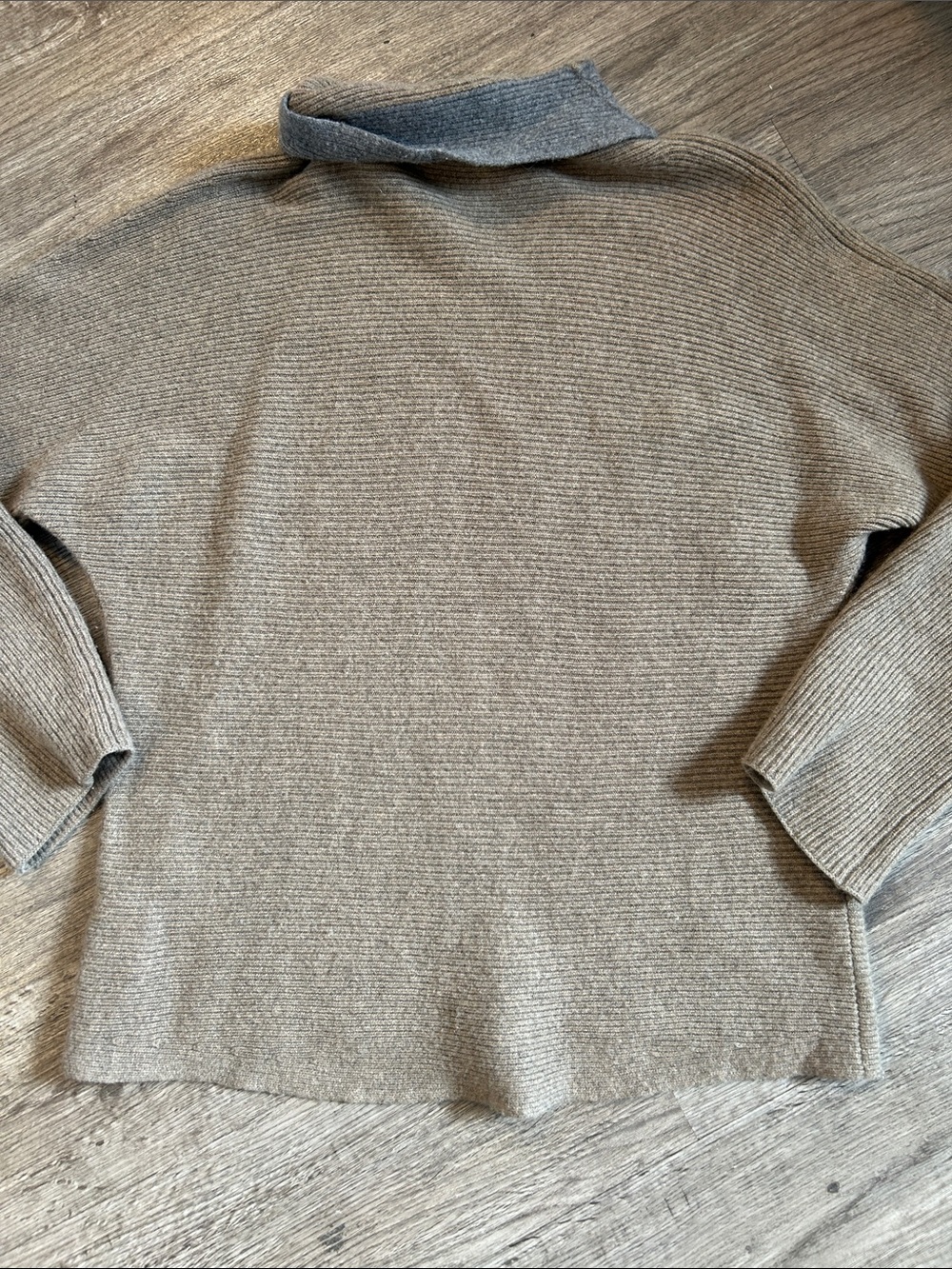 Vince Wool Cashmere Ribbed Mock Neck Sweater M Taupe Roll Collar Luxe Knit - Picture 6 of 9